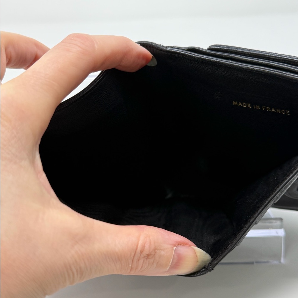 Chanel Black Lambskin Leather Wallet with Iconic CC Logo - Picture 8 of 10